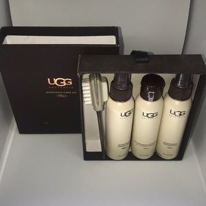 UGG sheepskin Care Kit